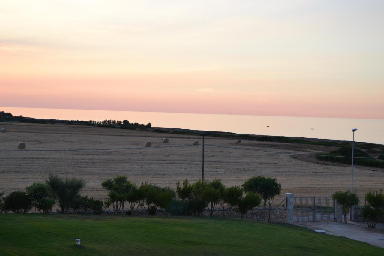 Calanca Apulian Residence Torre Santa Sabina Esterno foto